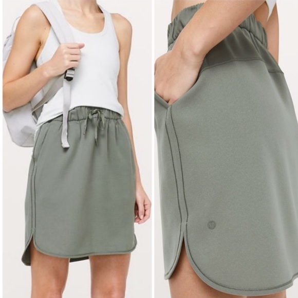 lululemon athletica Dresses & Skirts - Lululemon On the Fly Skirt Woven in Grey Sage
